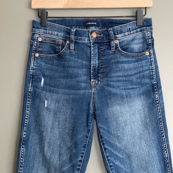 J. Crew Vintage Straight Jeans Medium Wash Blue Size 26 Distressed Comfortable - Picture 3 of 16